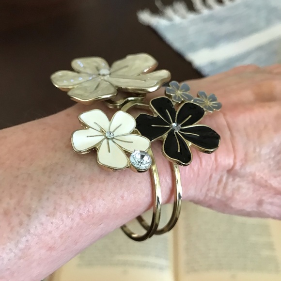 Statement Bracelet - Picture 6 of 6